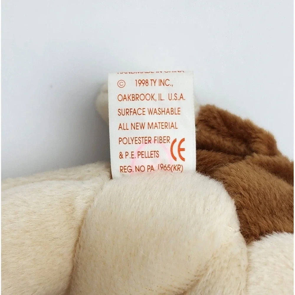 Ty Beanie Baby Tracker‎ the Dog DOB June 5, 1997 SO CUTE